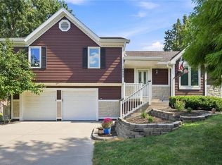 14685 S Constance Ct, Olathe, KS 66062