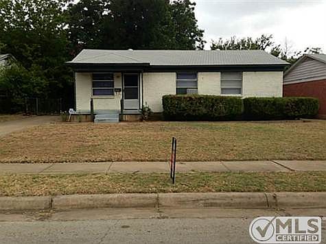 1st image of 925 E Boyce Ave