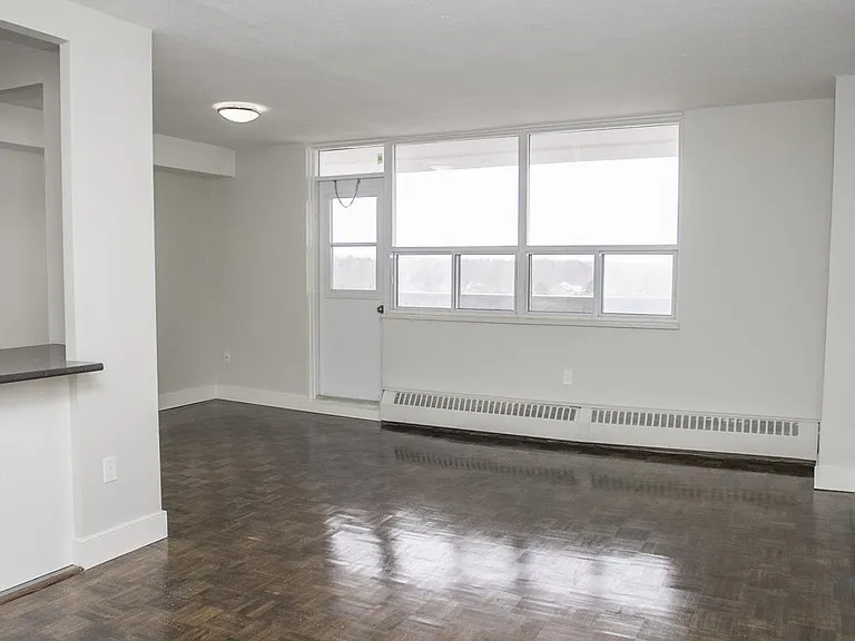 2185 Sheridan Park Dr — Photo 45