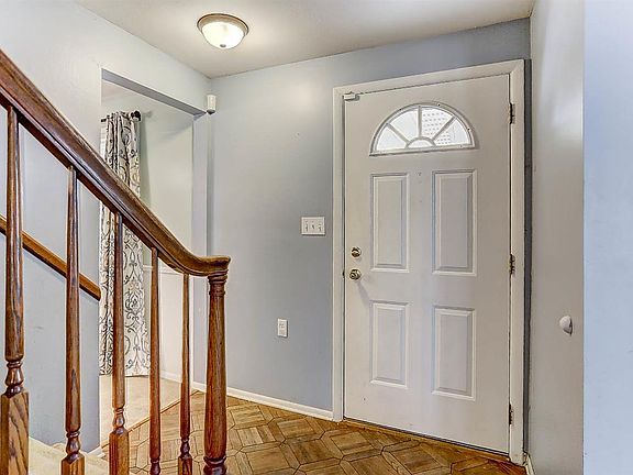 4th image of 5210 Bellmawr Ln