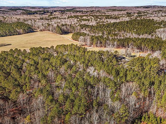 5th image of 701 Mountain Creek Rd #1