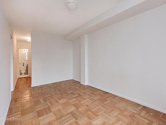 4th image of 12510 Queens Blvd APT 1214