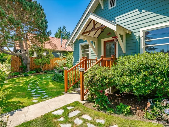 2625 Kulshan Street, Bellingham, WA 98225