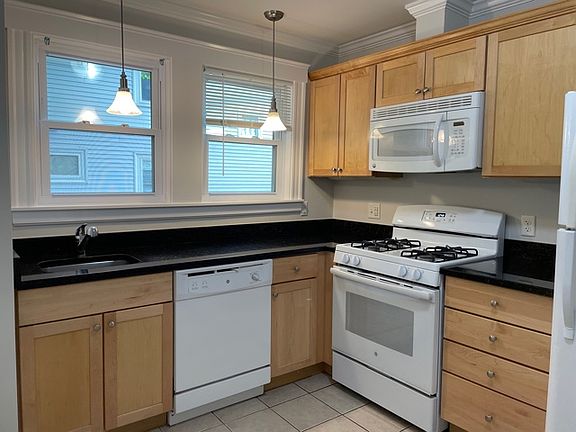 2nd image of 229 Langley Rd