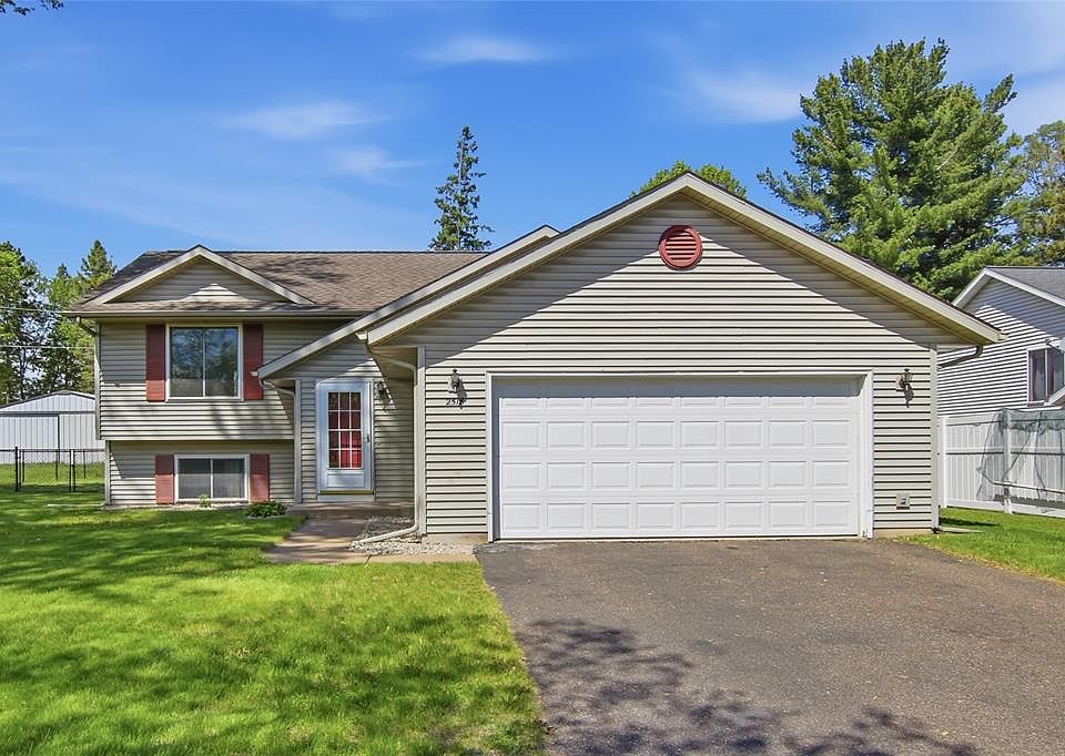 1st image of 2518 Pine View Road