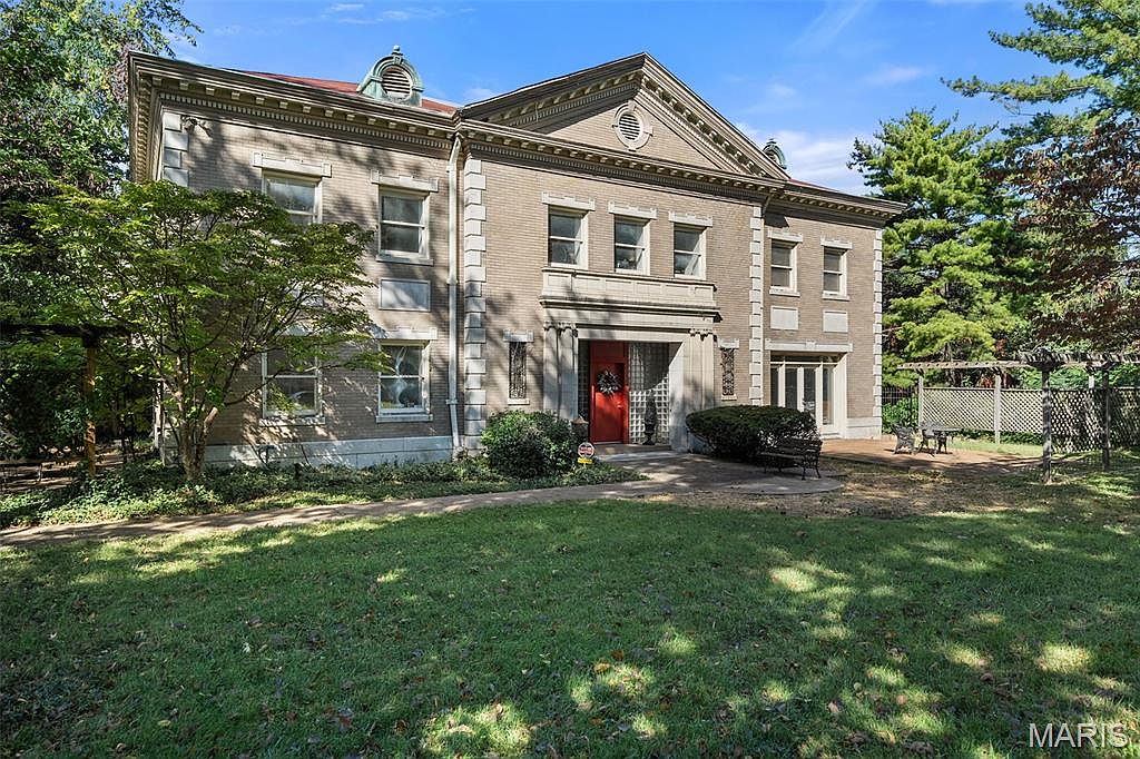 5015 Lindell Blvd, Saint Louis, MO 63108 | Zillow