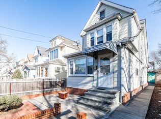 78-49 64th St, Ridgewood, NY 11385