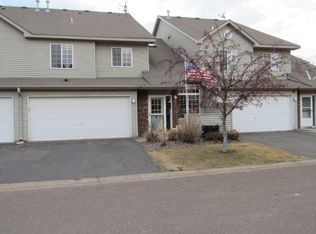 2355 Oakridge Cir, Hudson, WI 54016