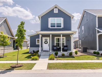 2009 SW Poppy St, Bentonville, AR, 72713