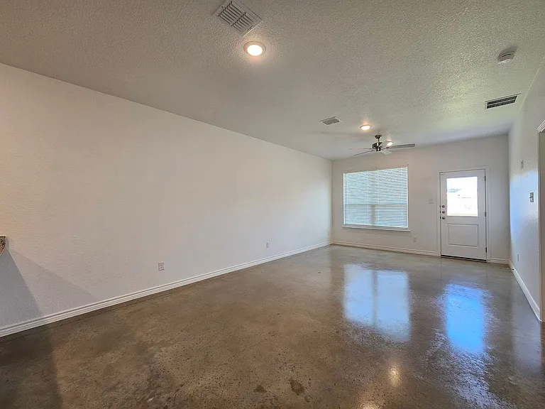 604 Pacific Crest Trl #A/B — Photo 6