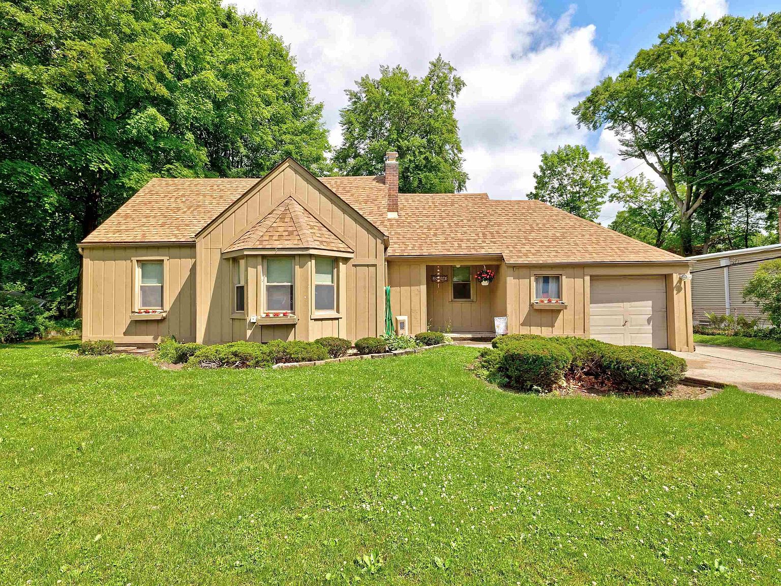 28140 Terrence St, Livonia, MI 48154 Zillow
