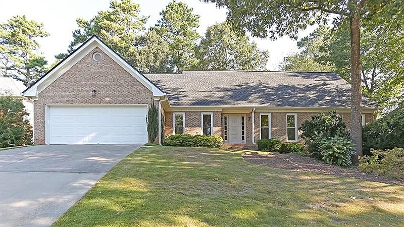 1st image of 2620 Shadow Pine Dr