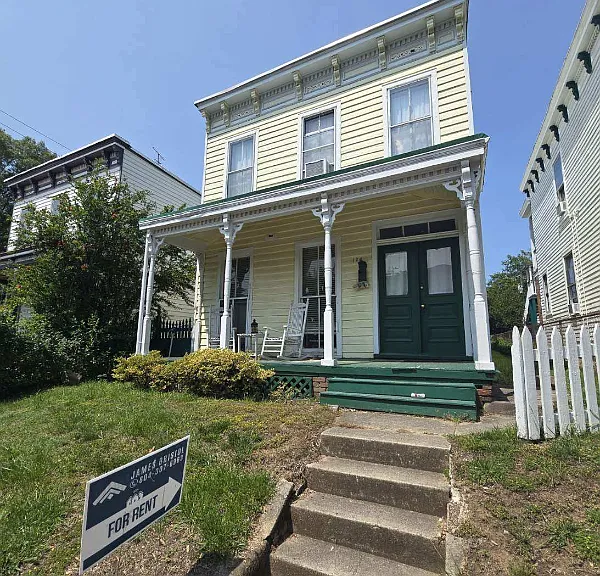 126 S Laurel St #A — Photo 1