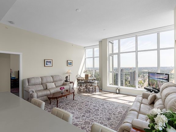 4th image of 1182 Westwood St #Penthouse 4004