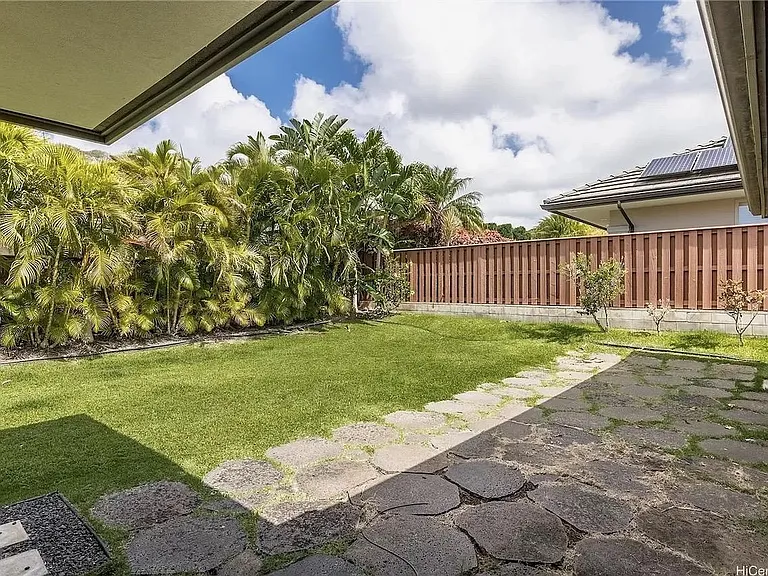 1020 Koko Kai Pl — Photo 7