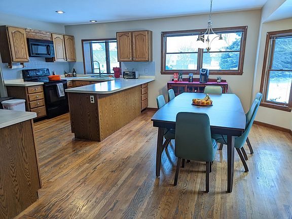 5th image of 9764 Annabelle Ct