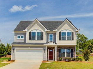 700 Tuckborough St, Greer, SC 29651