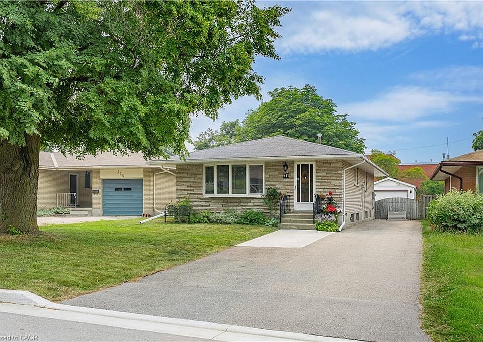 1st image of 111 Kimberly Cres