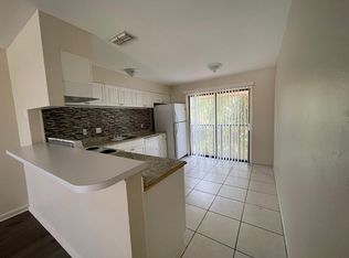 4613 Skyline Blvd APT 107, Cape Coral, FL 33914