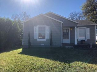 5829 Waddell St, Sansom Park, TX 76114