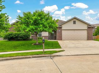 5807 Abbington Ct, Columbia, MO 65203