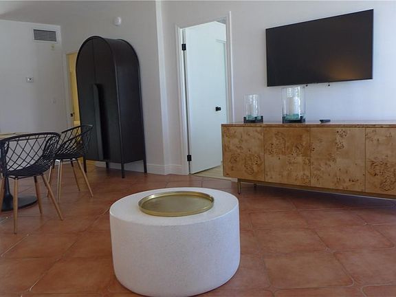 4th image of 3250 NE 28th Street #303
