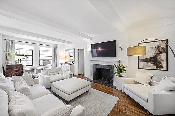 1st image of 15-17 Park Ave #8A