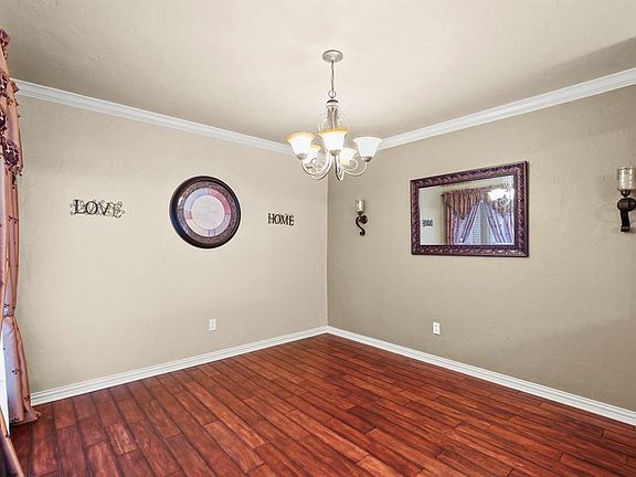 4th image of 8080 Bobwhite Dr