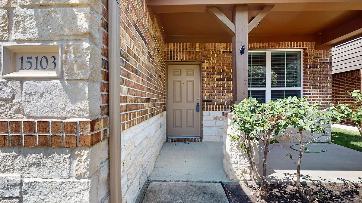 Building Photo - 15103 Signal Ridge Way