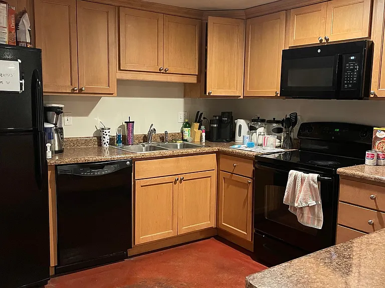 610 Church St #3 — Photo 14