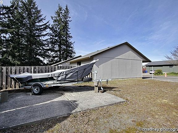 5th image of 11652 S Salmonberry Dr