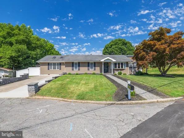 21 Leeds Rd, Hanover, MD 21076