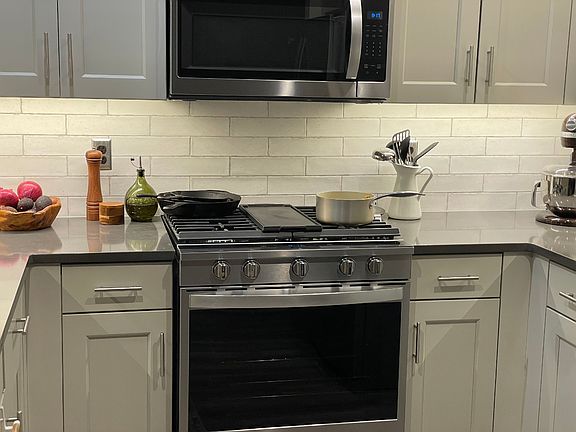3rd image of 10103 NE 133rd Ave
