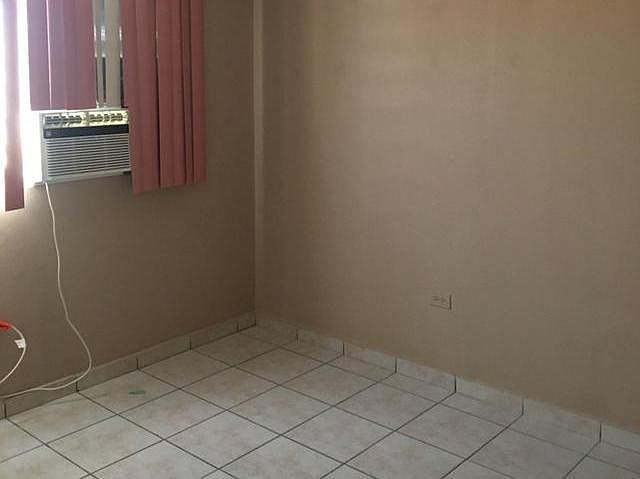 2nd image of 245 Calle Malagueta