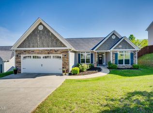 1268 Hammett Rd, Johnson City, TN 37615