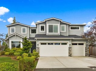 8711 218th St SW, Edmonds, WA 98026