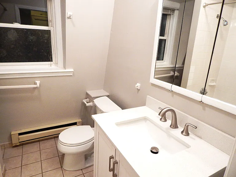 11 Glenwood Ave #3 — Photo 6