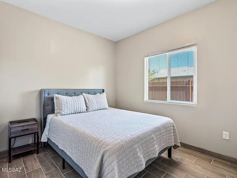 1424 N Richey Blvd #1 — Photo 18
