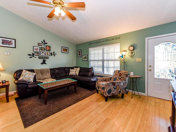 4th image of 2915 Willow Pond Dr