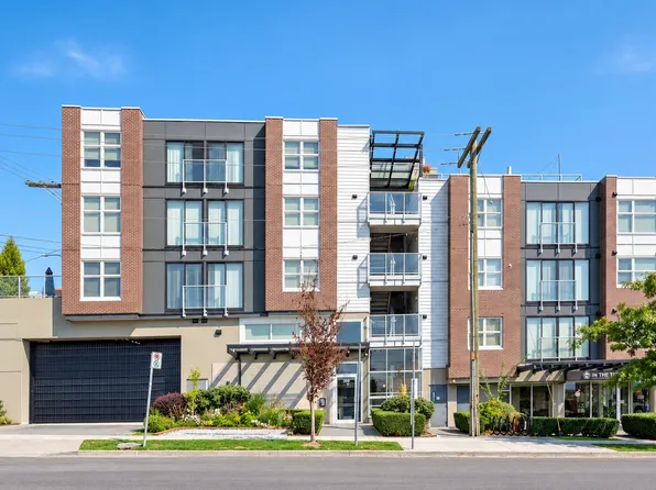 388 Kootenay St #306, Vancouver, BC V5K 0C5