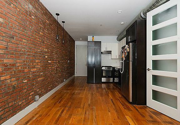 2nd image of 132 New York Ave APT 4B