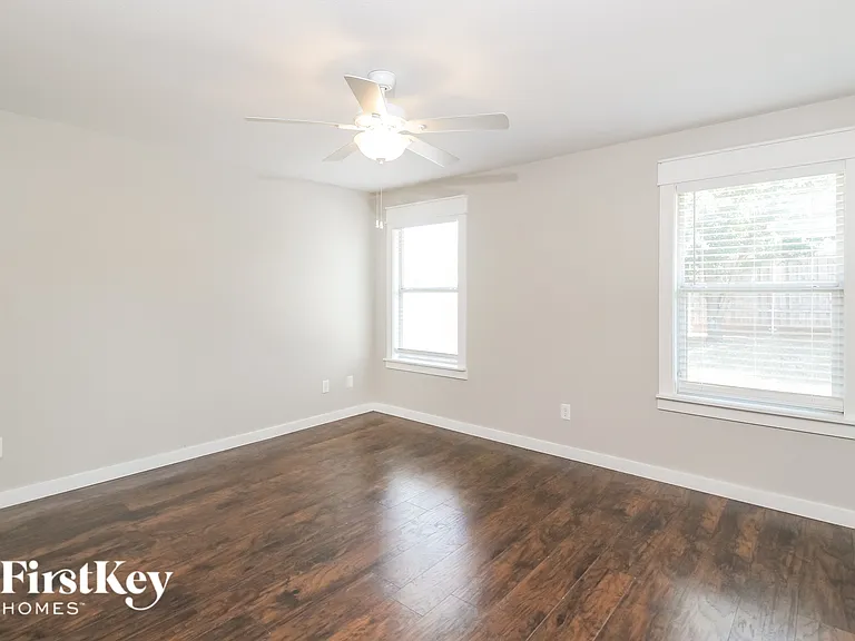 1105 Eagle Claw Dr — Photo 9