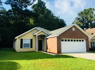2136 Heathrow Dr, Tallahassee, FL 32312