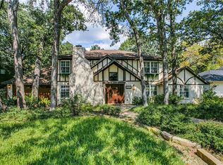 2701 Westwood Dr, Arlington, TX 76012