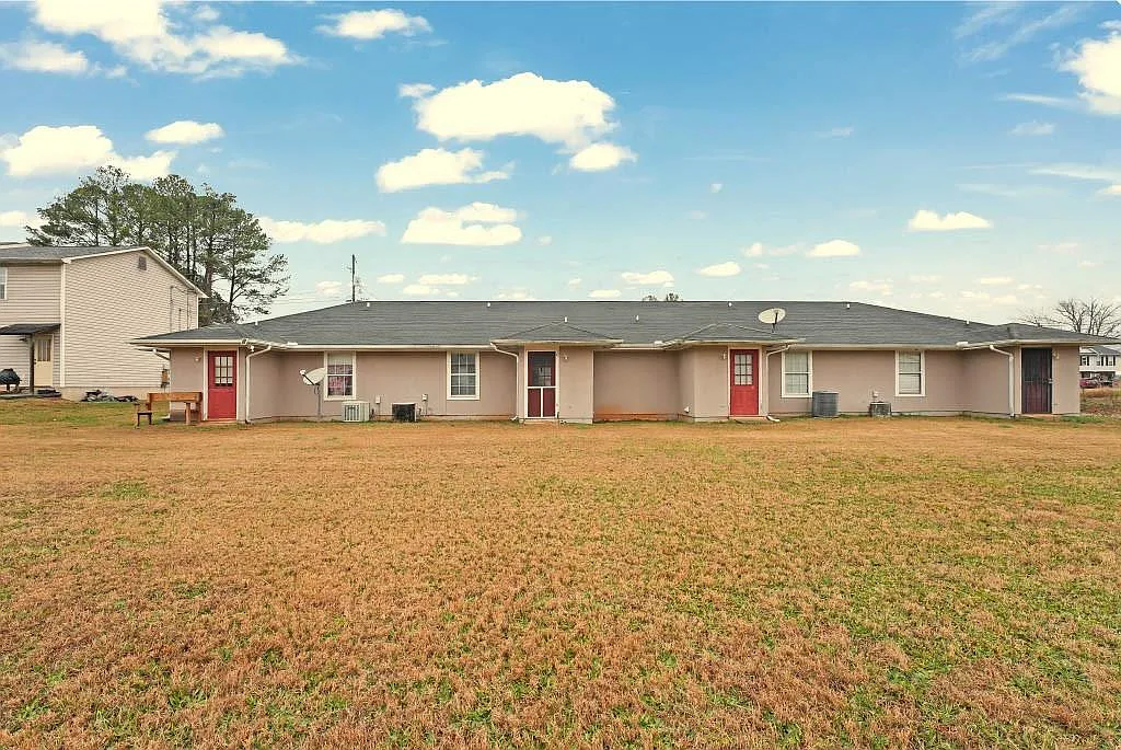 Building Photo - 124 Evergreen Trl #B-4