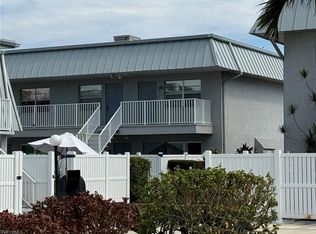 6777 Winkler Rd #218, Fort Myers, FL 33919