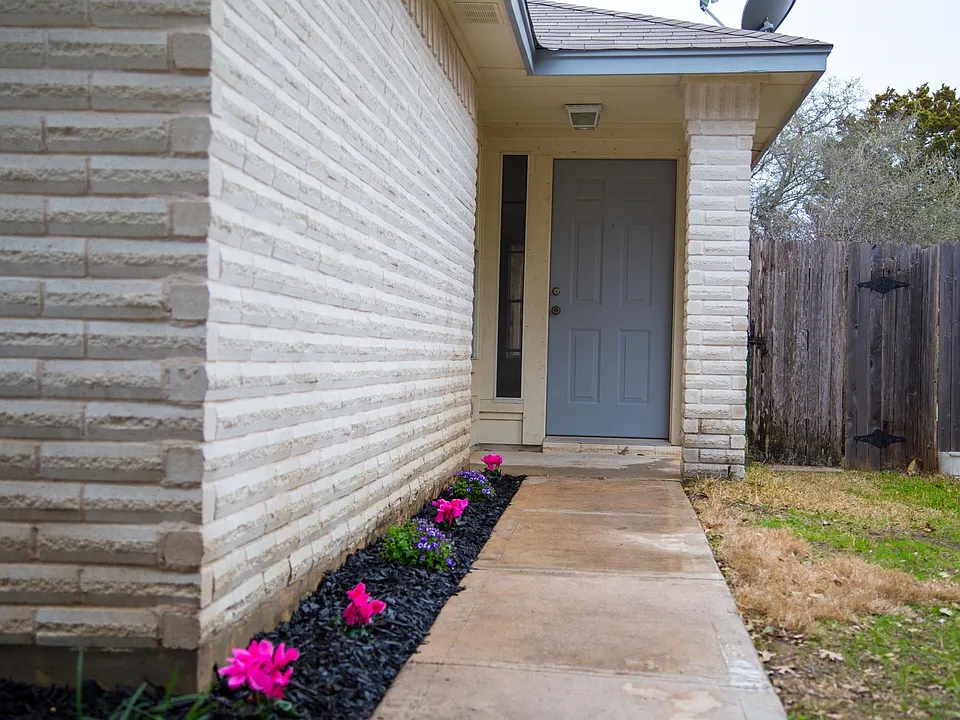 3444 Flowstone Ln