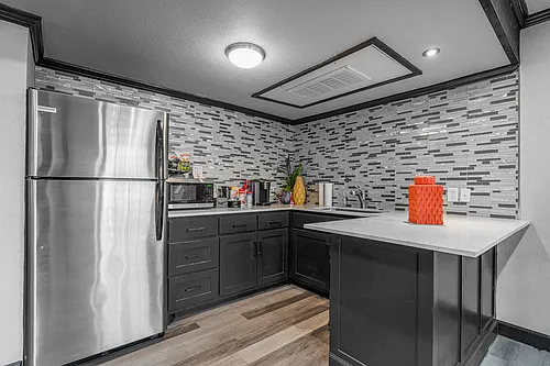 Lucia Apartments Photo 1