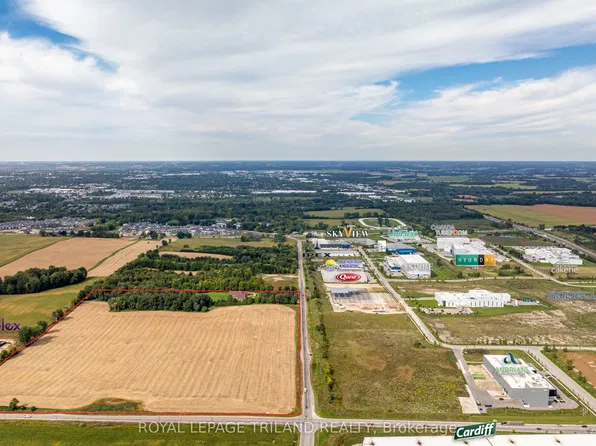 2643 Old Victoria Rd, London, ON N6M 1B8