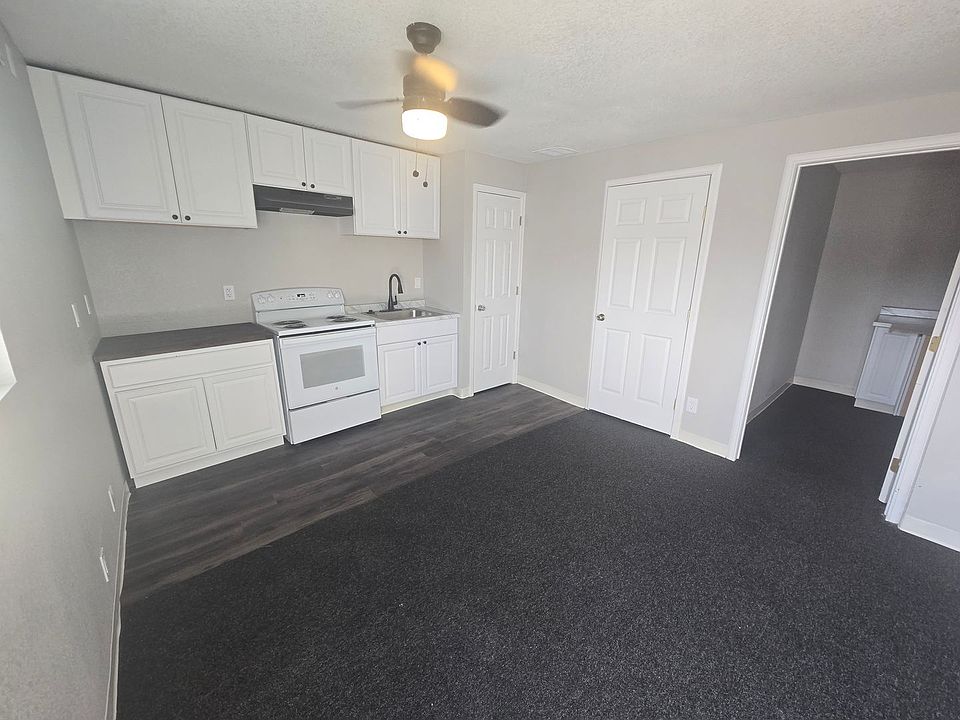 1st image of 400 Santa Fe Dr #13